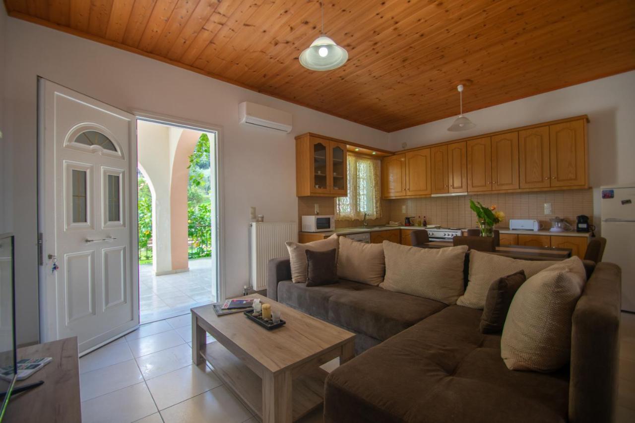 Family Private Homes & Sea View Lithakia  Exterior foto